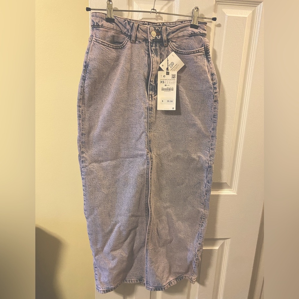 Zara below the knee denim skirt